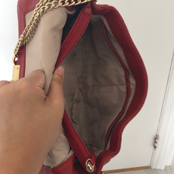 Red Michael Kors purse - Picture 6 of 8